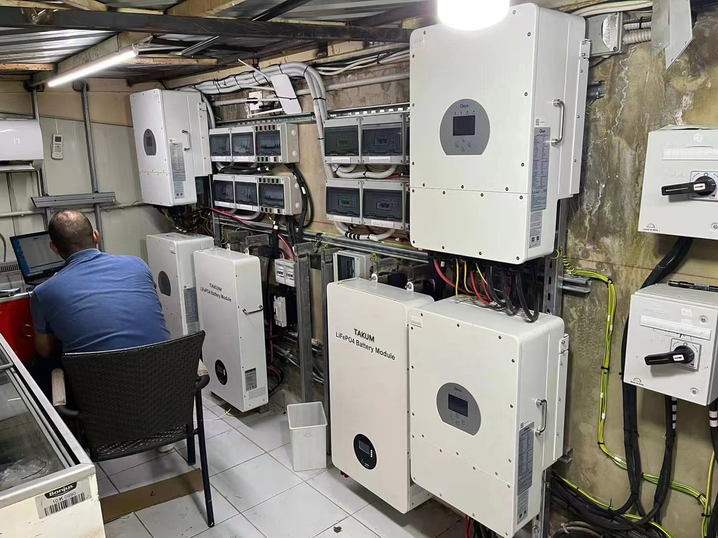 المكسيك 2 مجموعات من نظام 16KW